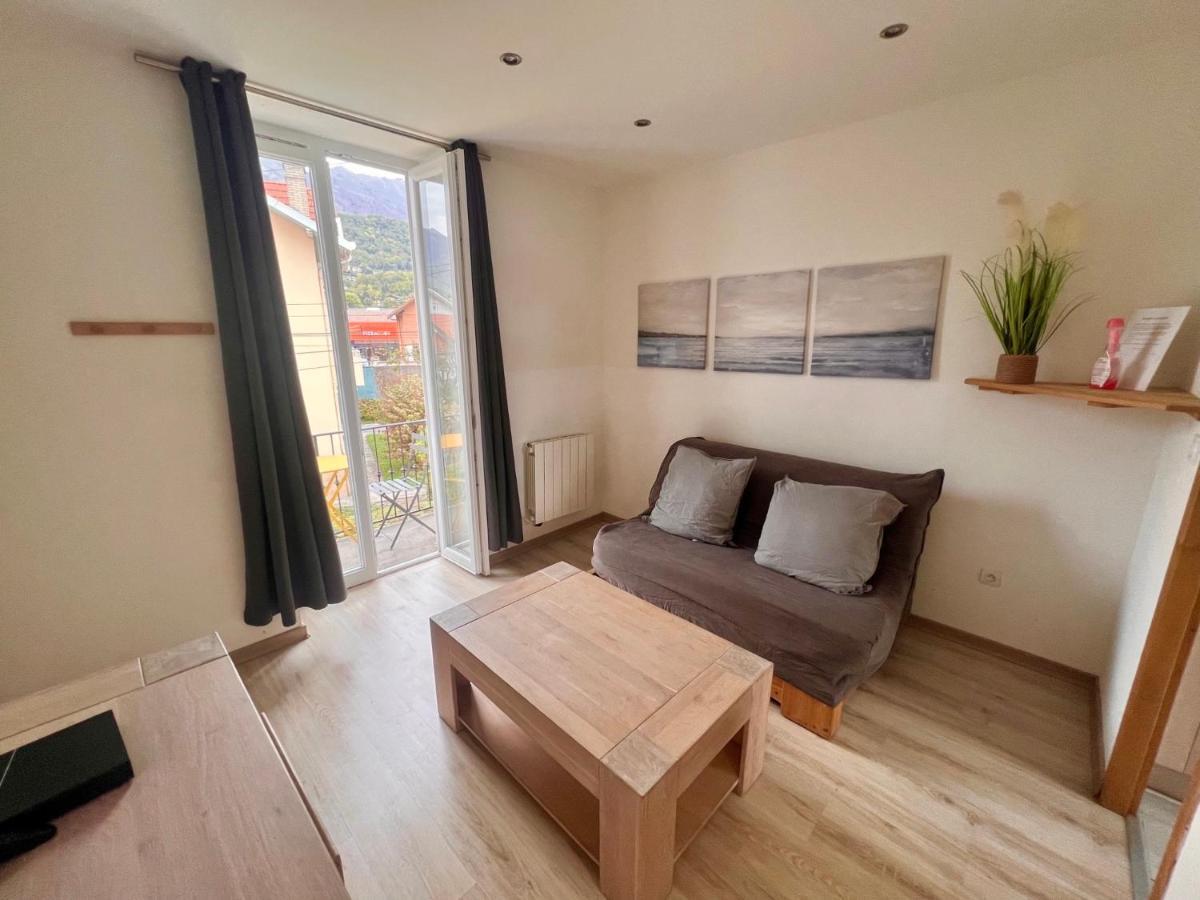 Delille Pere Et Fils Apartment Albertville Ngoại thất bức ảnh